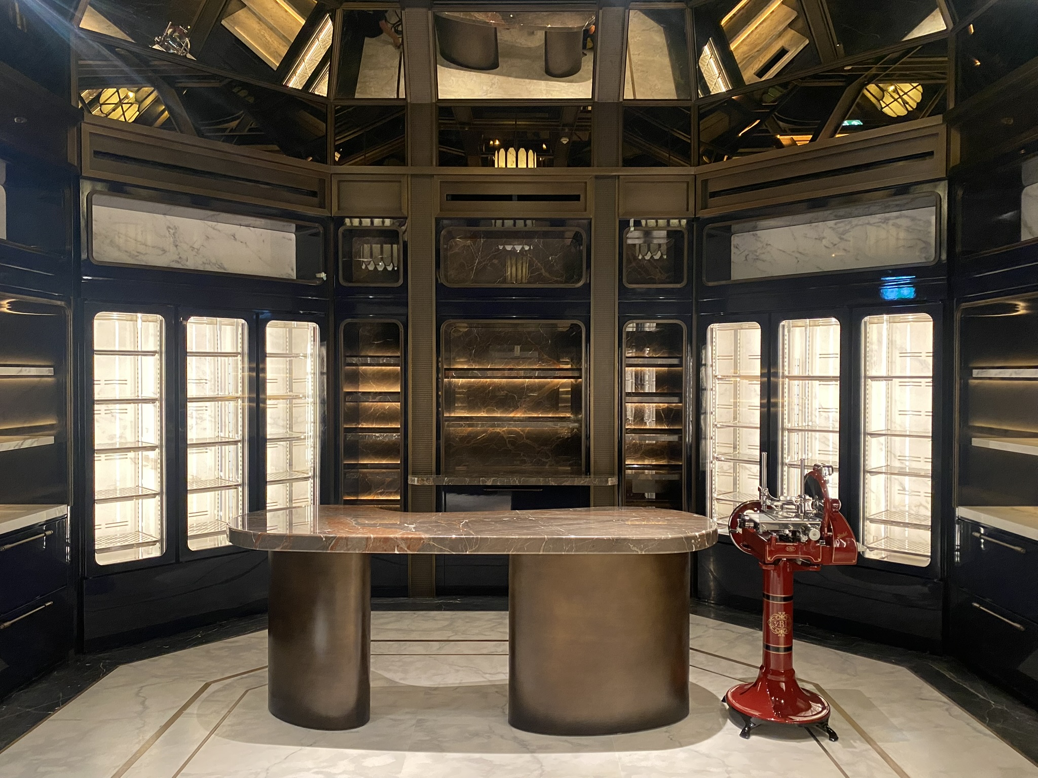 Commercial Kitchen